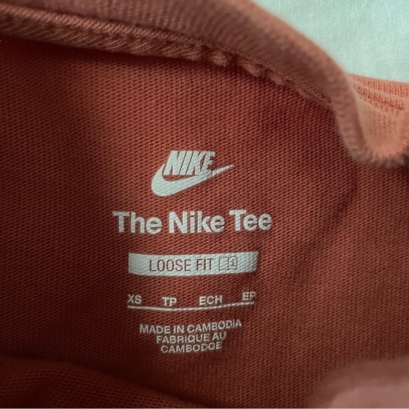 Nike Sportswear XS Circa 72 Women's Boxy T-Shirt Loose fit orange graphic - Picture 5 of 7